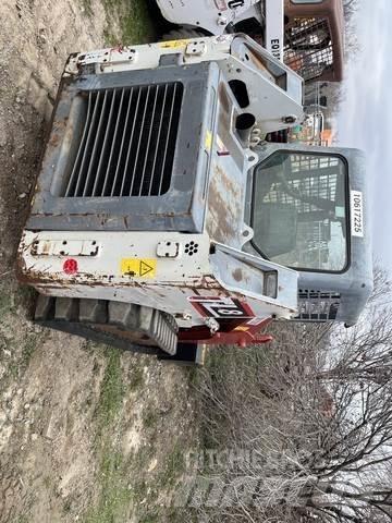 Takeuchi TL8 滑移装载机