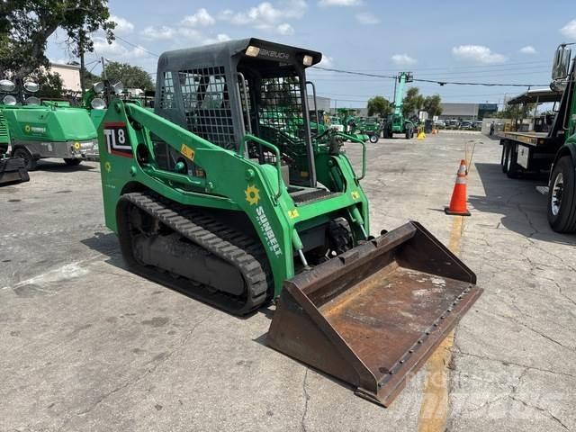 Takeuchi TL8 滑移装载机
