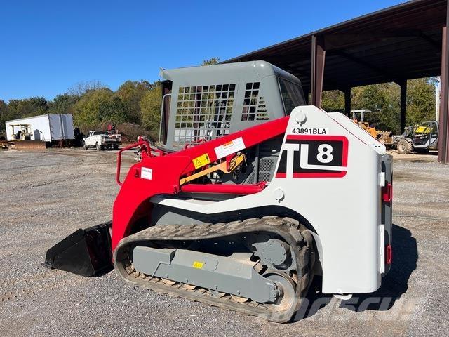 Takeuchi TL8 滑移装载机
