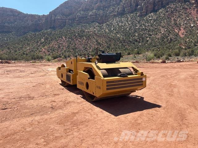 Tampo RS166A 双轮压路机
