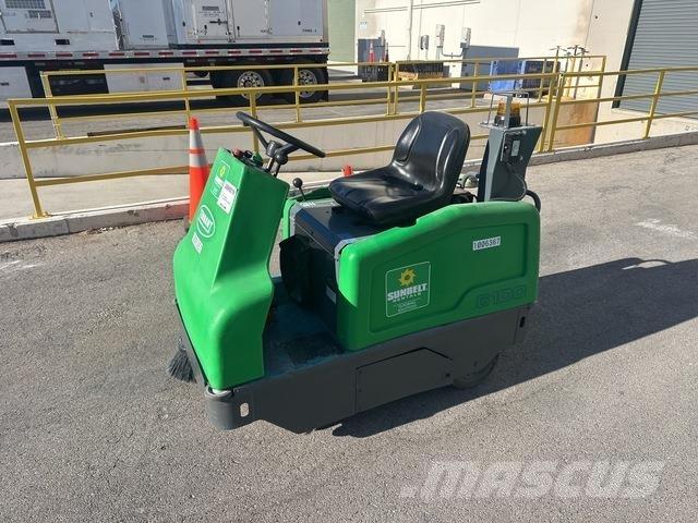 Tennant 6100 室内清扫机