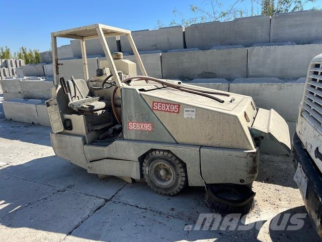 Tennant 800 室内清扫机