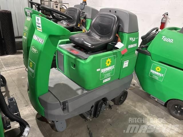 Tennant R14 洗涤器烘干机