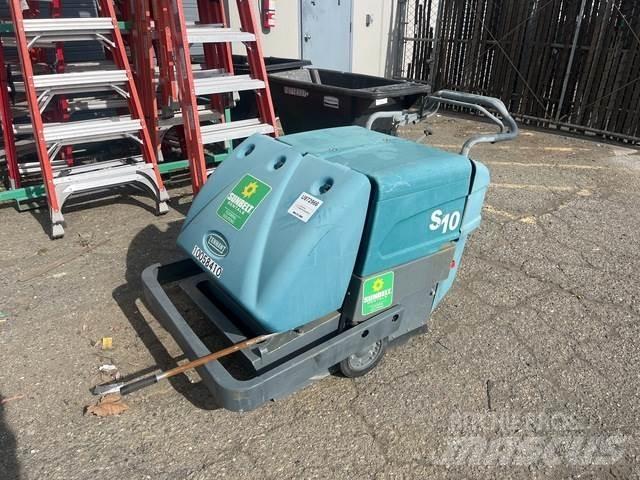 Tennant S10 室内清扫机