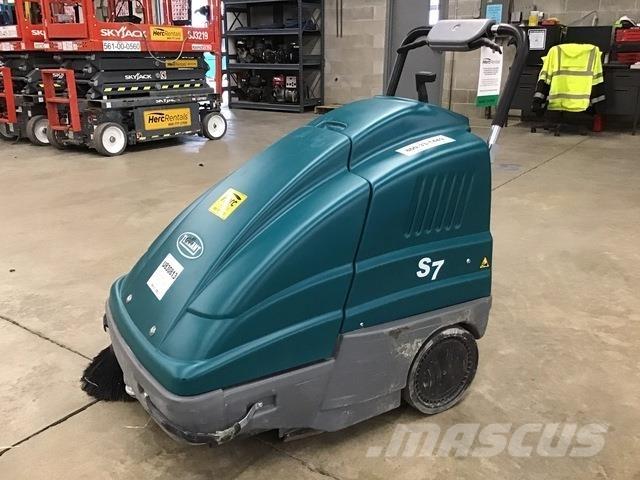 Tennant S7 室内清扫机