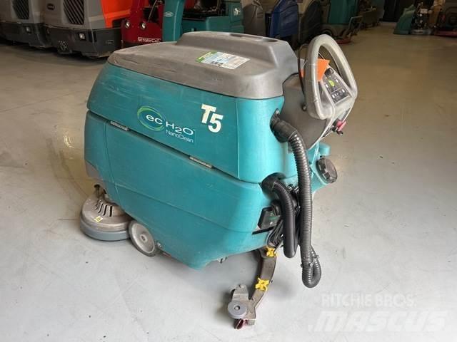Tennant T5 洗涤器烘干机