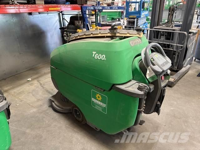Tennant T600E 洗涤器烘干机