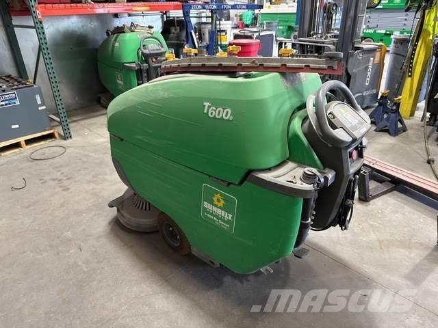 Tennant T600E 洗涤器烘干机