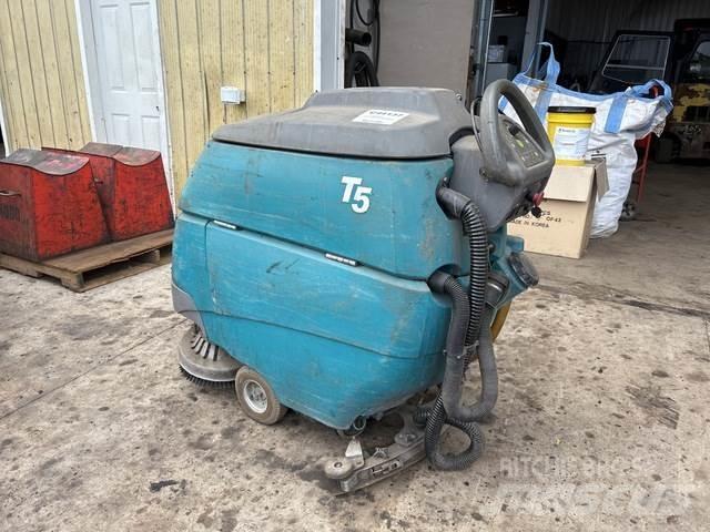  Tennent T5 室内清扫机