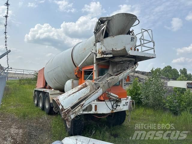 Terex  其他货车