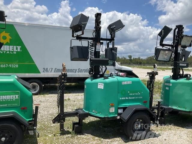Terex RL4 拖车式灯塔