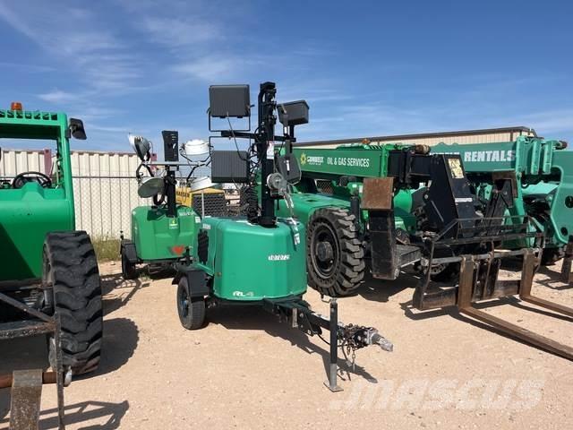 Terex RL4 拖车式灯塔