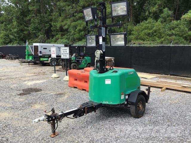 Terex RL4 拖车式灯塔