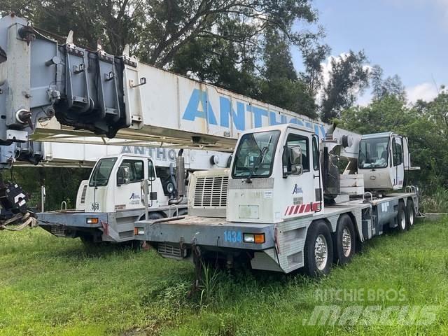 Terex T775 履带起重机