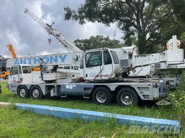 Terex T775 履带起重机
