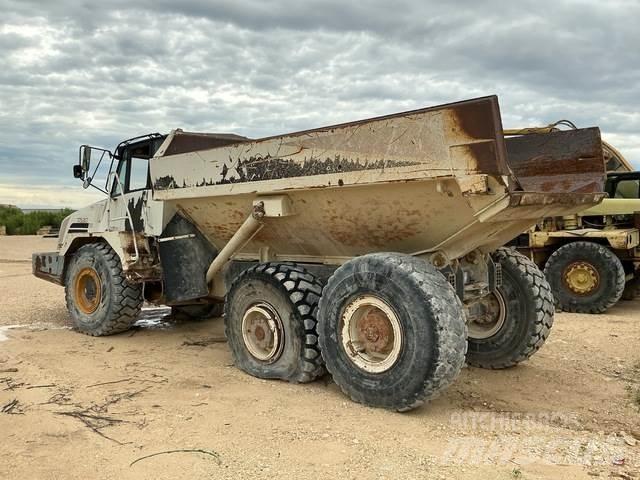 Terex TA30 铰接式自卸车