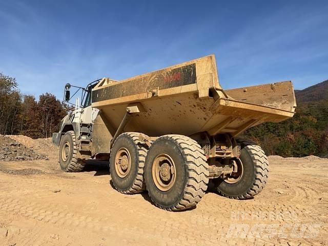 Terex TA300 铰接式自卸车