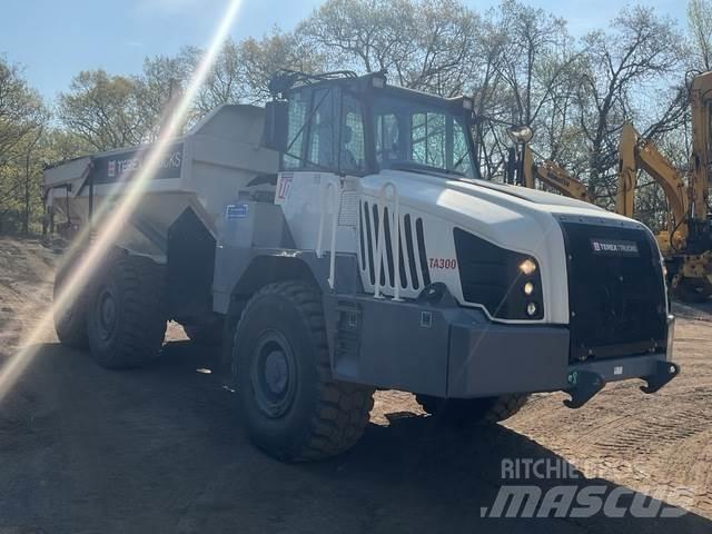 Terex TA300 铰接式自卸车