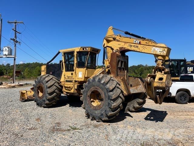 Tigercat 620D 粉碎机