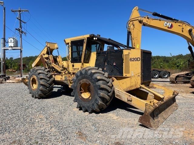 Tigercat 620D 粉碎机