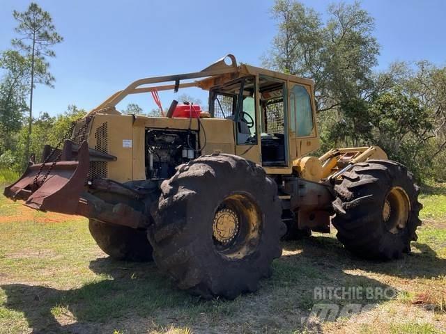 Timberjack 460 粉碎机