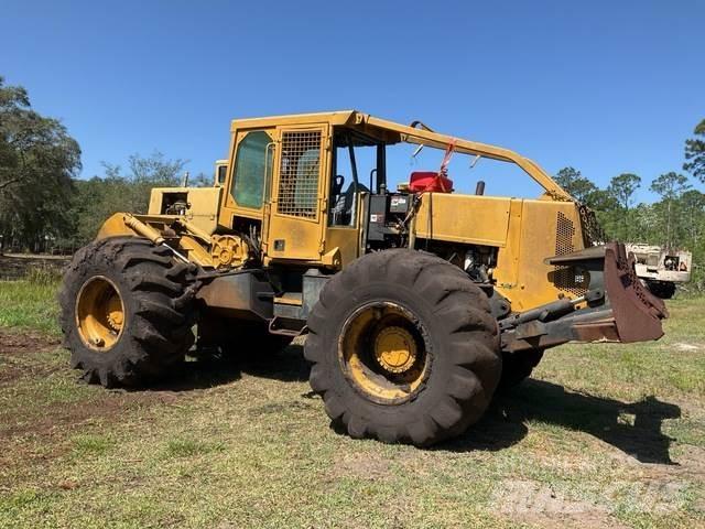 Timberjack 460 粉碎机
