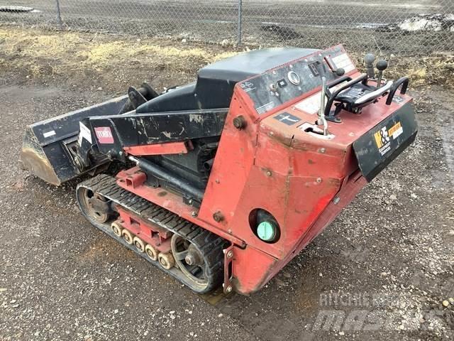 Toro 22323 滑移装载机