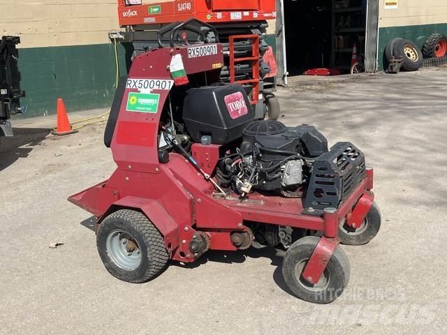 Toro 23518 通风机和垂直割草机