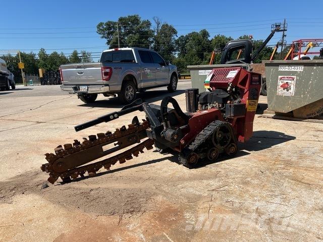 Toro TRX-20 挖沟机