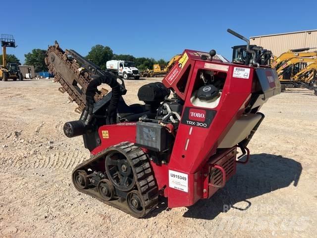 Toro TRX-300 挖沟机