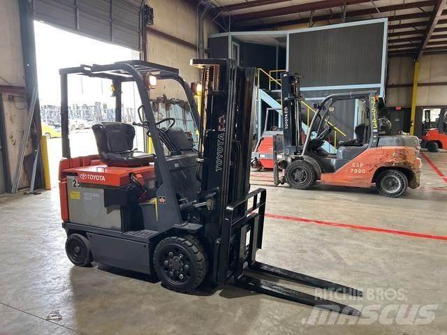 Toyota 7FBCU25 建筑机械-其他