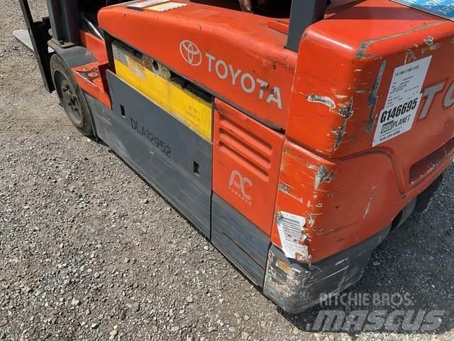 Toyota 7FBEU20 电动叉车