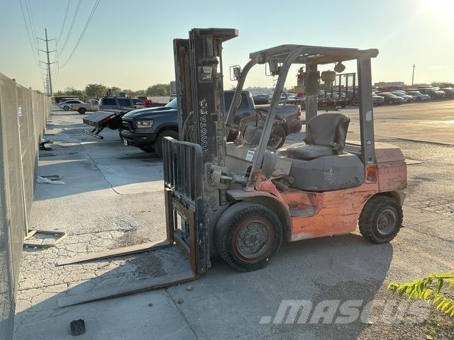 Toyota 7FDU30 建筑机械-其他