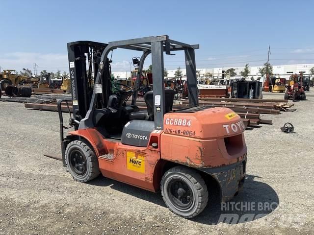 Toyota 7FDU35 建筑机械-其他