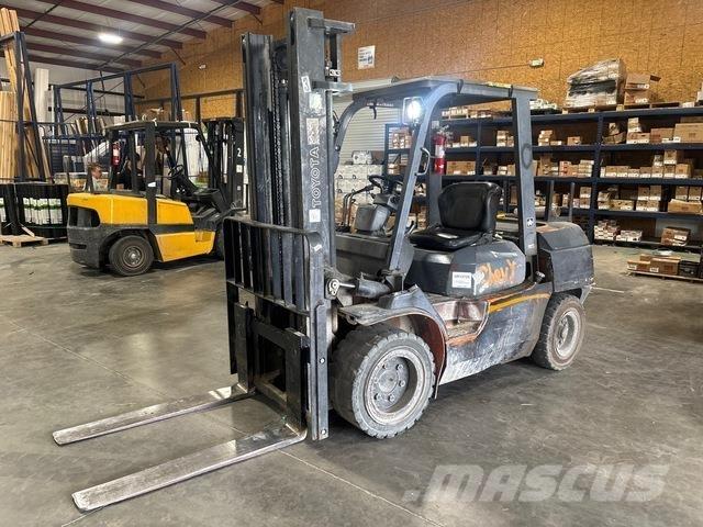 Toyota 7FDU35 建筑机械-其他