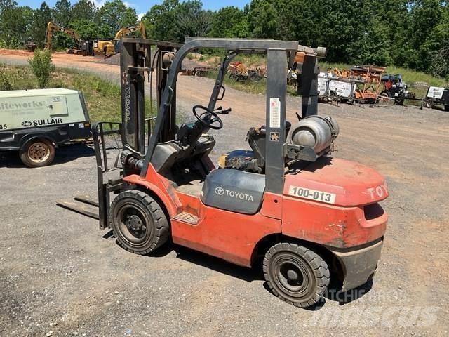 Toyota 7FGU32 建筑机械-其他