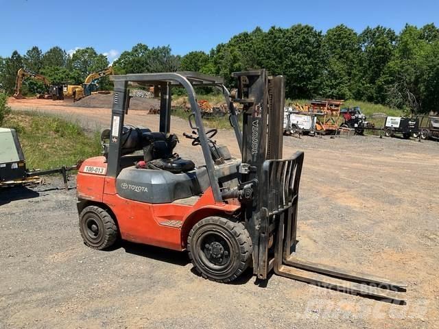Toyota 7FGU32 建筑机械-其他