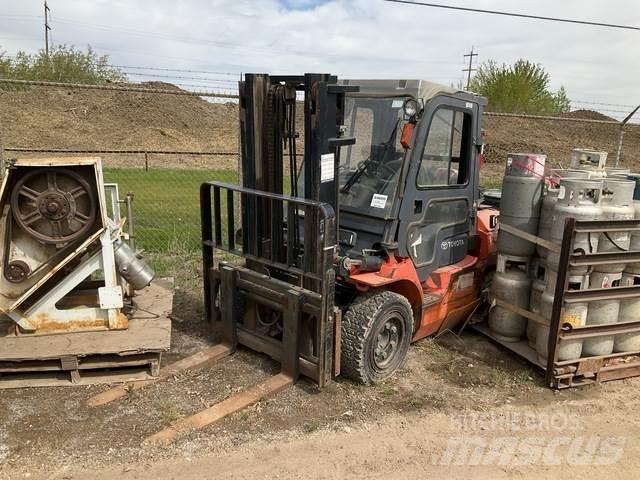 Toyota 7FGU35 建筑机械-其他