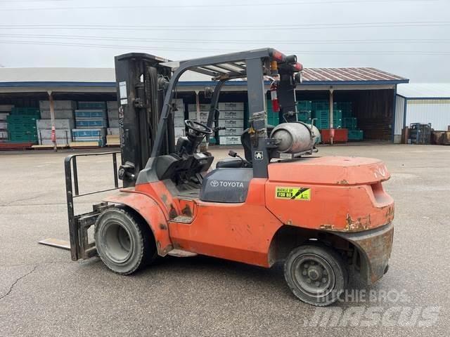 Toyota 7FGU45 建筑机械-其他