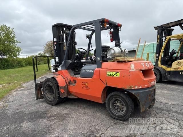 Toyota 7FGU45 建筑机械-其他