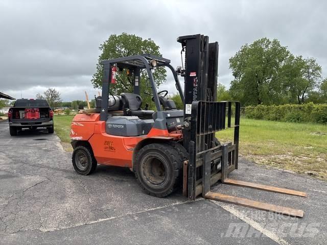 Toyota 7FGU45 建筑机械-其他