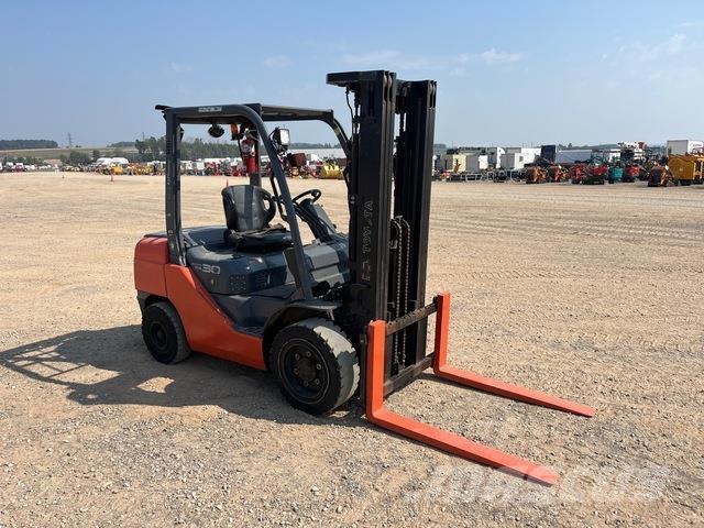 Toyota 8DFU30 建筑机械-其他