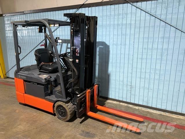 Toyota 8FBE20U 电动叉车