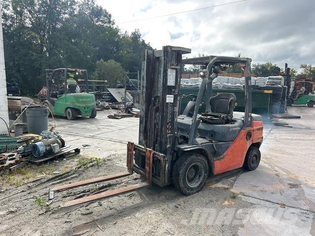 Toyota 8FDU25 其他叉车