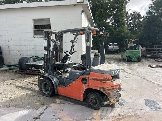 Toyota 8FDU25 其他叉车
