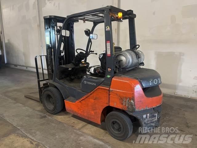 Toyota 8FGU25 建筑机械-其他