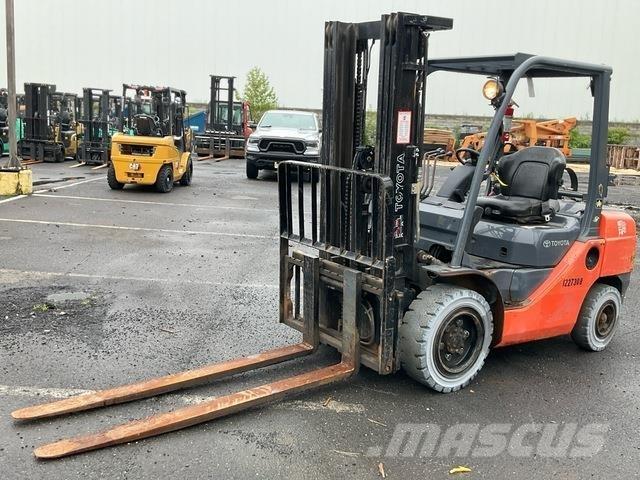 Toyota 8FGU30 建筑机械-其他