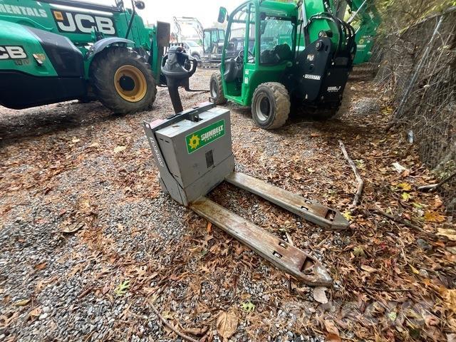 Toyota 8HBW23 手动码垛机