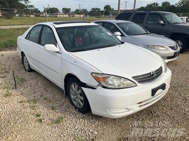 Toyota Camry 汽车