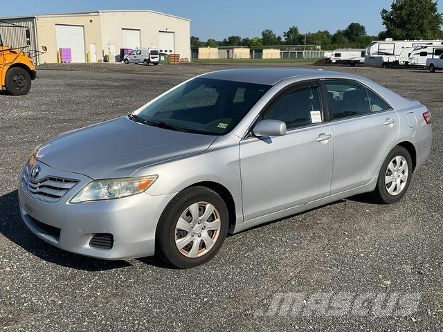 Toyota Camry 汽车
